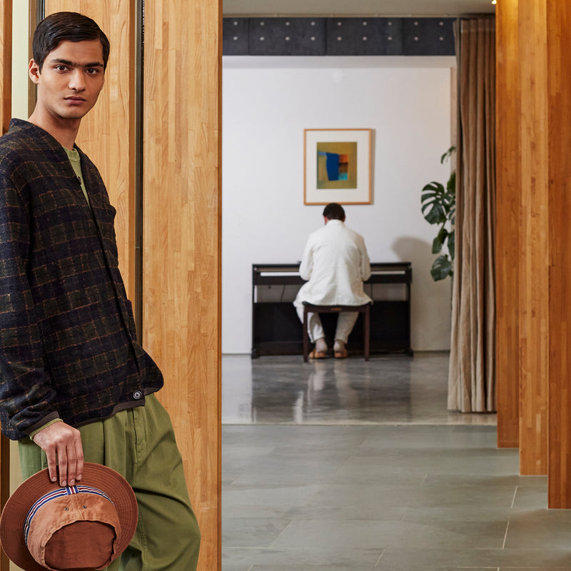 Stuck In – Snatching Threads for the new season.