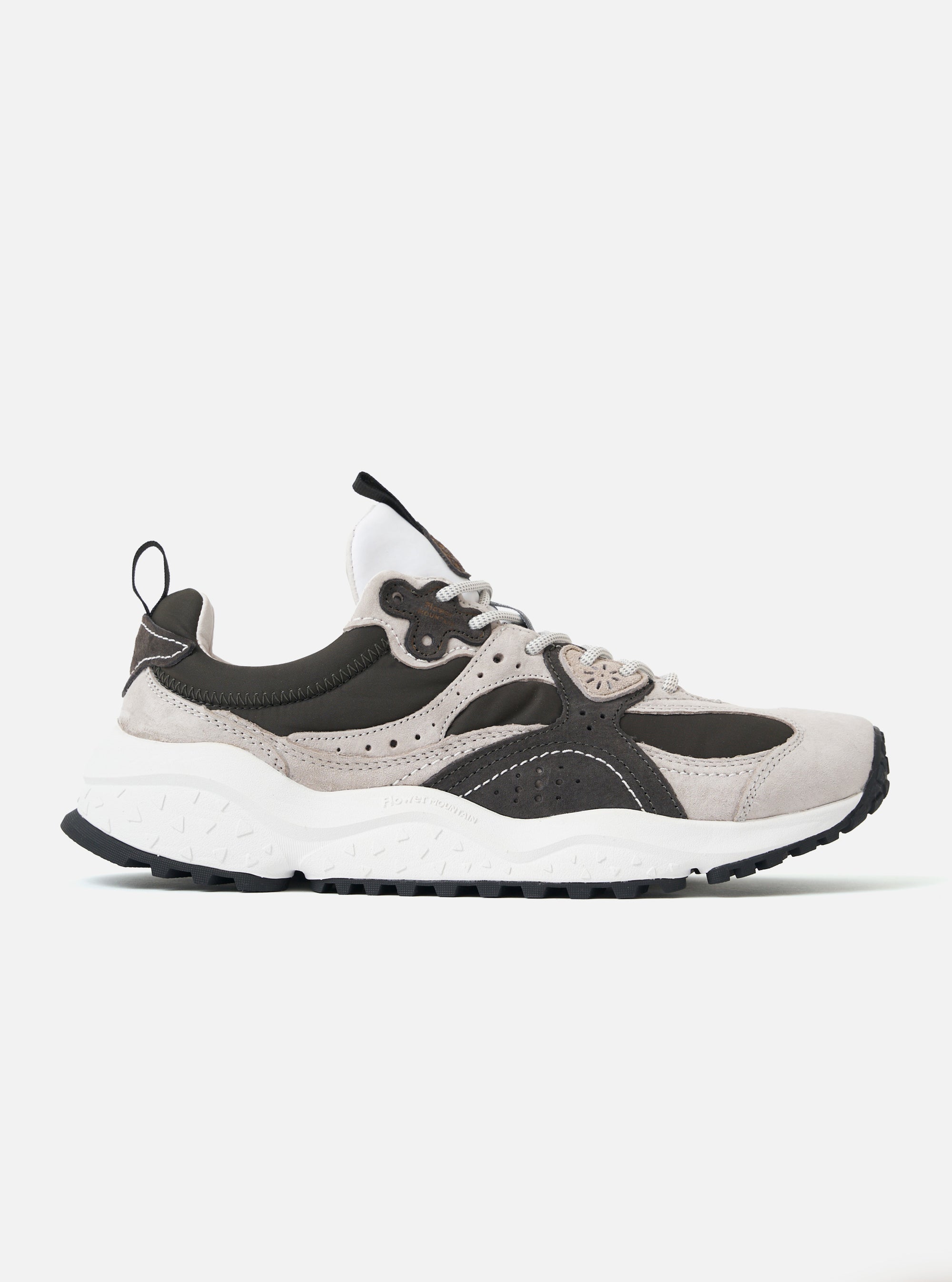Side view of the Flower Mountain Light Grey/Dark Grey Suede/Nylon Wave Man sneaker on a white background. The shoe features a mix of suede and nylon materials.