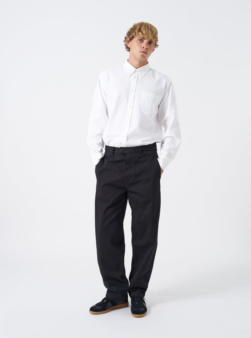 Black Twill Curved Pant