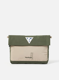 Topologie x Universal Works Rifle Green UW Tech Musette Medium bag in rifle green and beige on a white background. The bag features the Topologie and Universal Works logos.