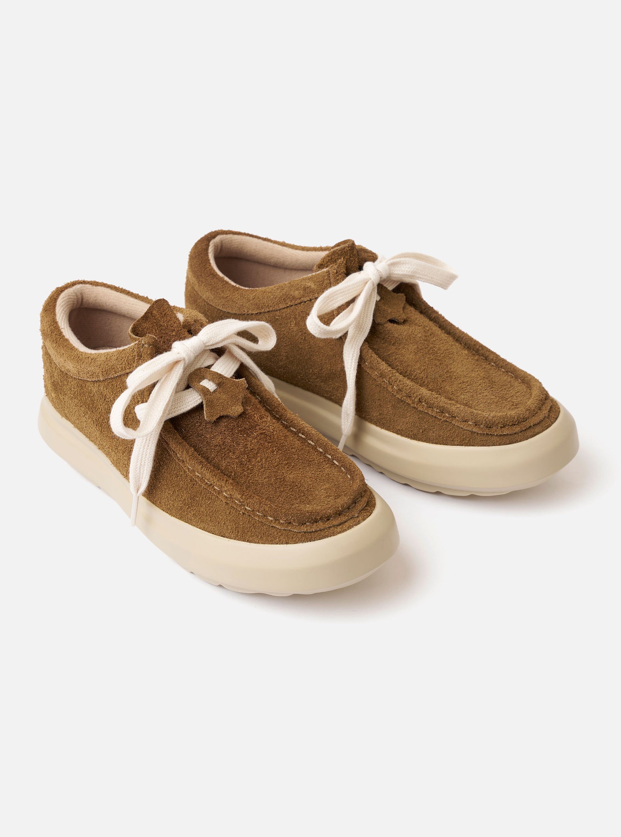 The Wander etc. FD/08 in Tobacco/Off White Suede/Leather is shown from a rear three-quarter angle against a plain white background. The image highlights the hairy tobacco-colored suede upper, the chunky off-white Phylon and rubber outsole, and the branding on the heel. The thick, cream-colored laces are also visible.